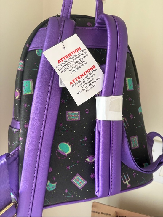 Loungefly Black Hocus Pocus backpack - Disney Parks